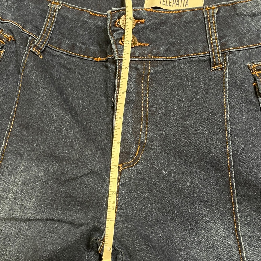 New Without Tags, Never Worn Women's Flared Blue Jeans. Size 15 - Picture 6 of 7